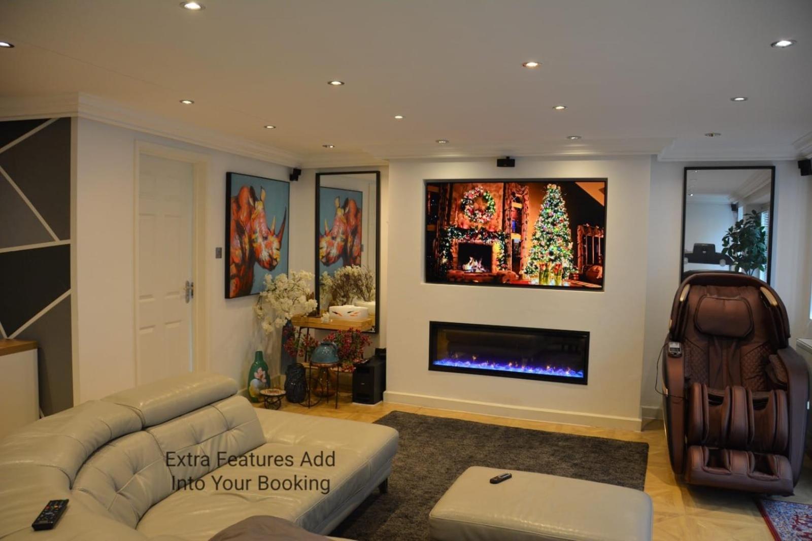 Cozy, Modern, Spacious 4 Bedroom House In London Romford Exterior foto