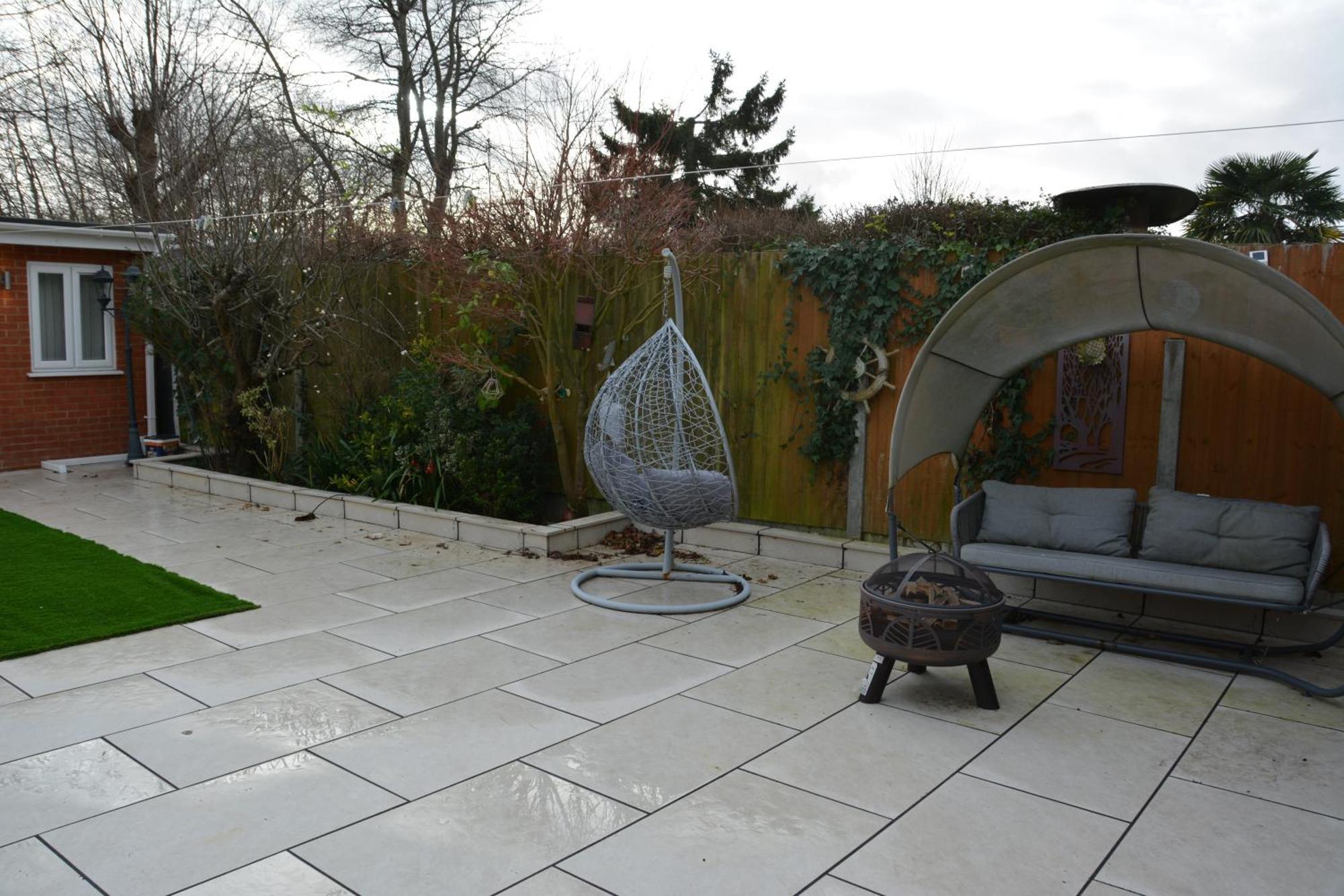 Cozy, Modern, Spacious 4 Bedroom House In London Romford Exterior foto